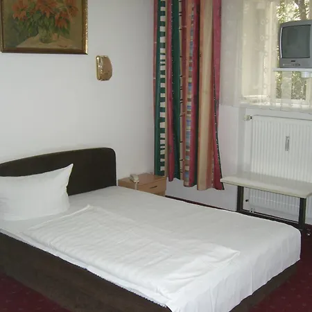 Messe Am Funkturm Otel 2*